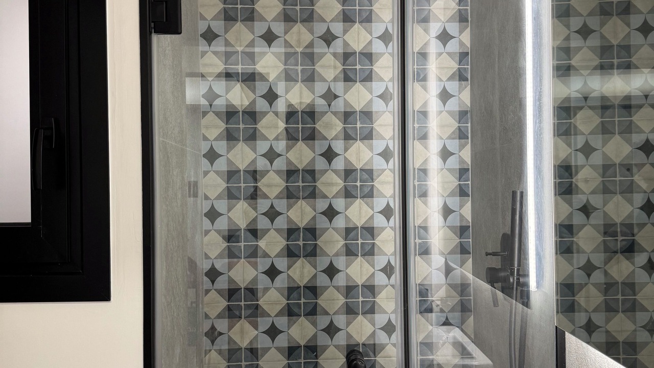 Photo of Bathroom in Plaka