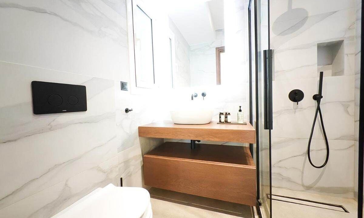 Photo of Bathroom in Omonia