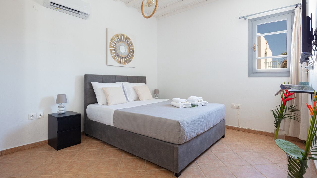 Photo of Bedroom in Ornos