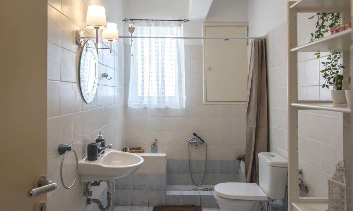 Photo of Bathroom in Piraeus