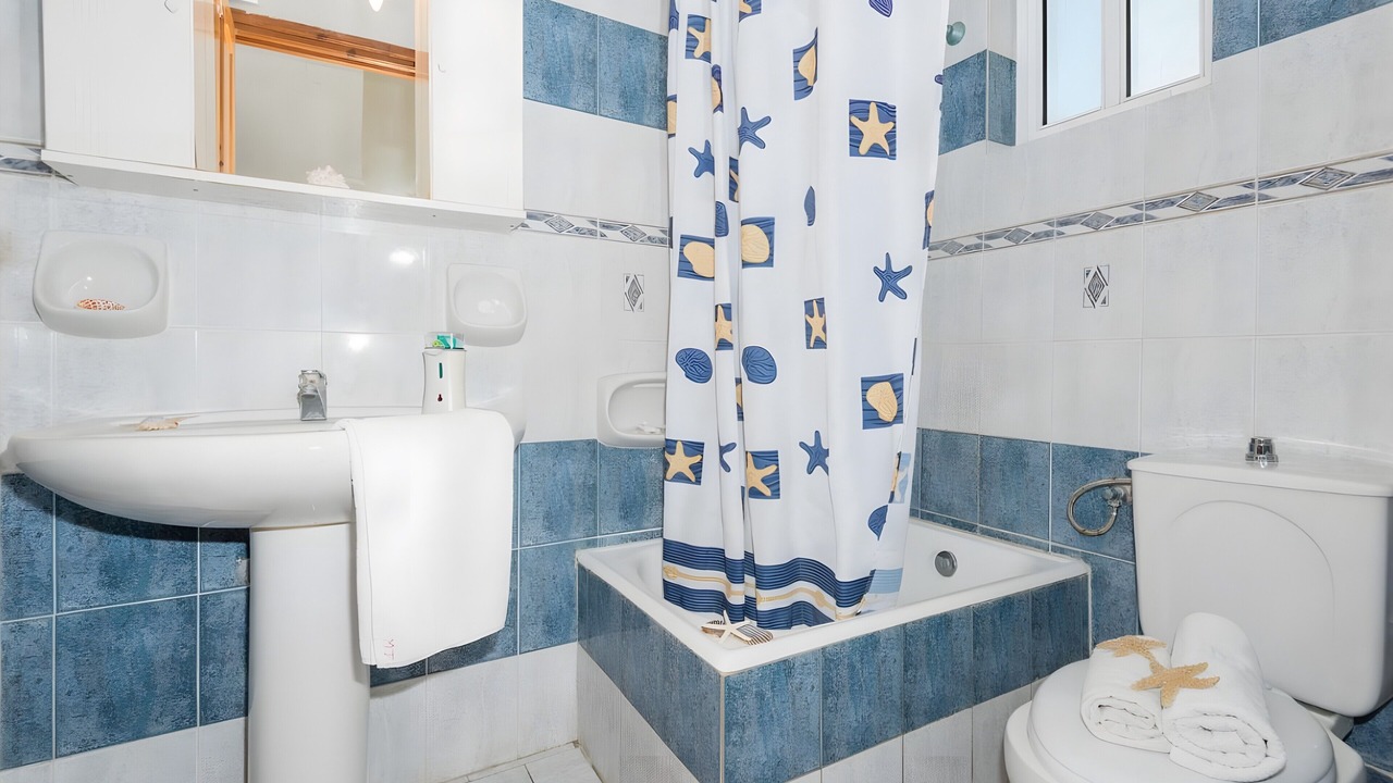 Photo of Bathroom in Laganas