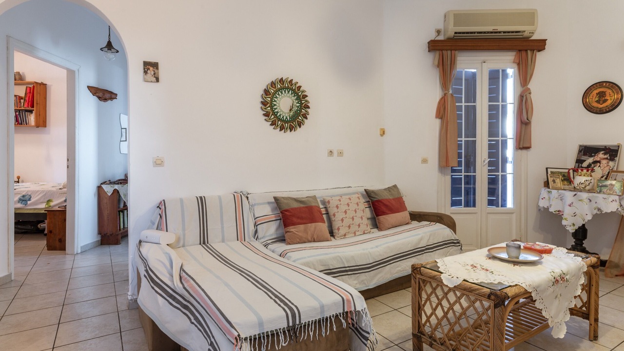 Photo of Livingroom in Tinos Town