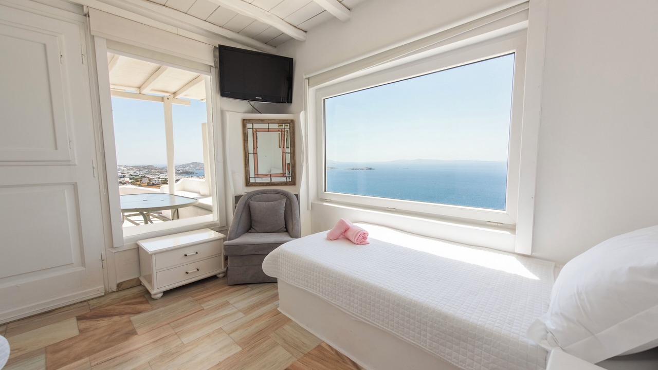 Photo of Bedroom in Tourlos