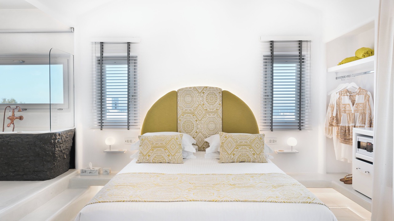 Photo of Bedroom in Fira