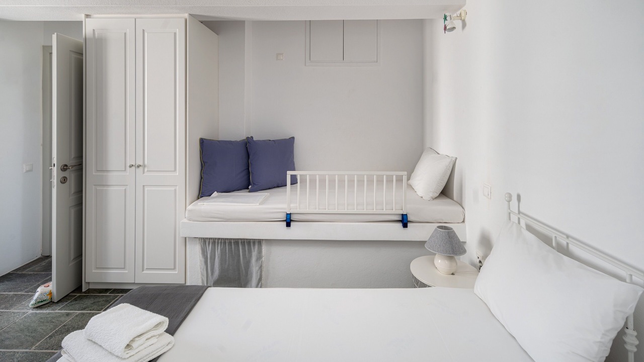 Photo of Bedroom in Serifos