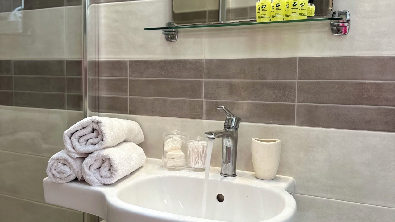 Photo of Bathroom in Ornos