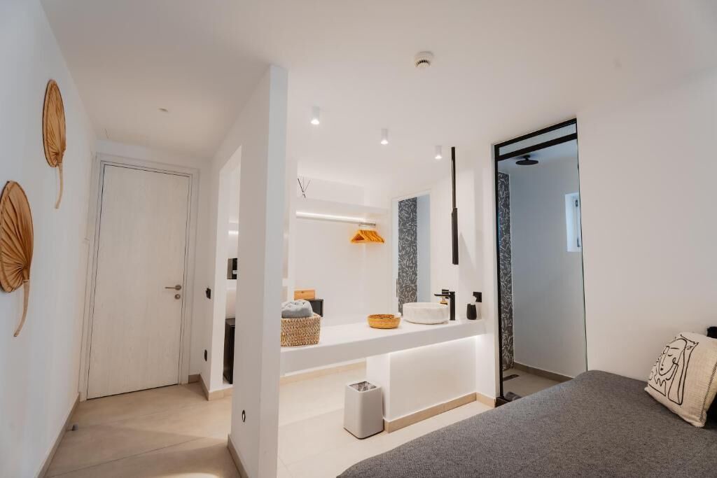 Photo of Bathroom in Klouvas