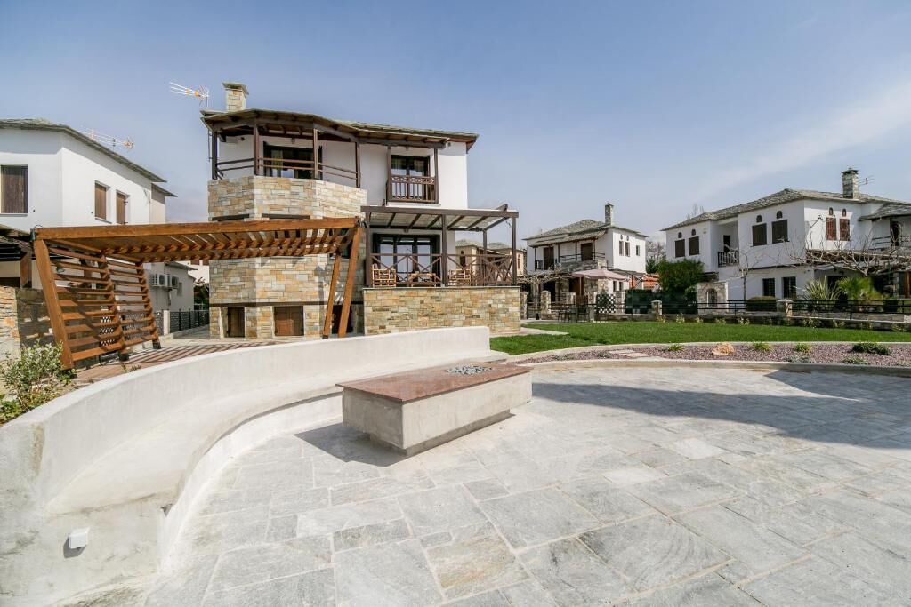 Photo of Patio Balcony in Koropi