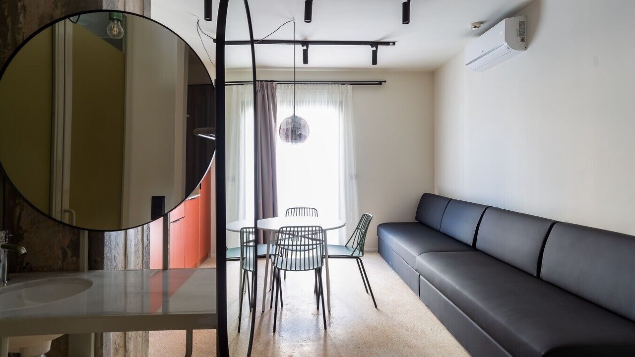 Photo of Livingroom in Psirri