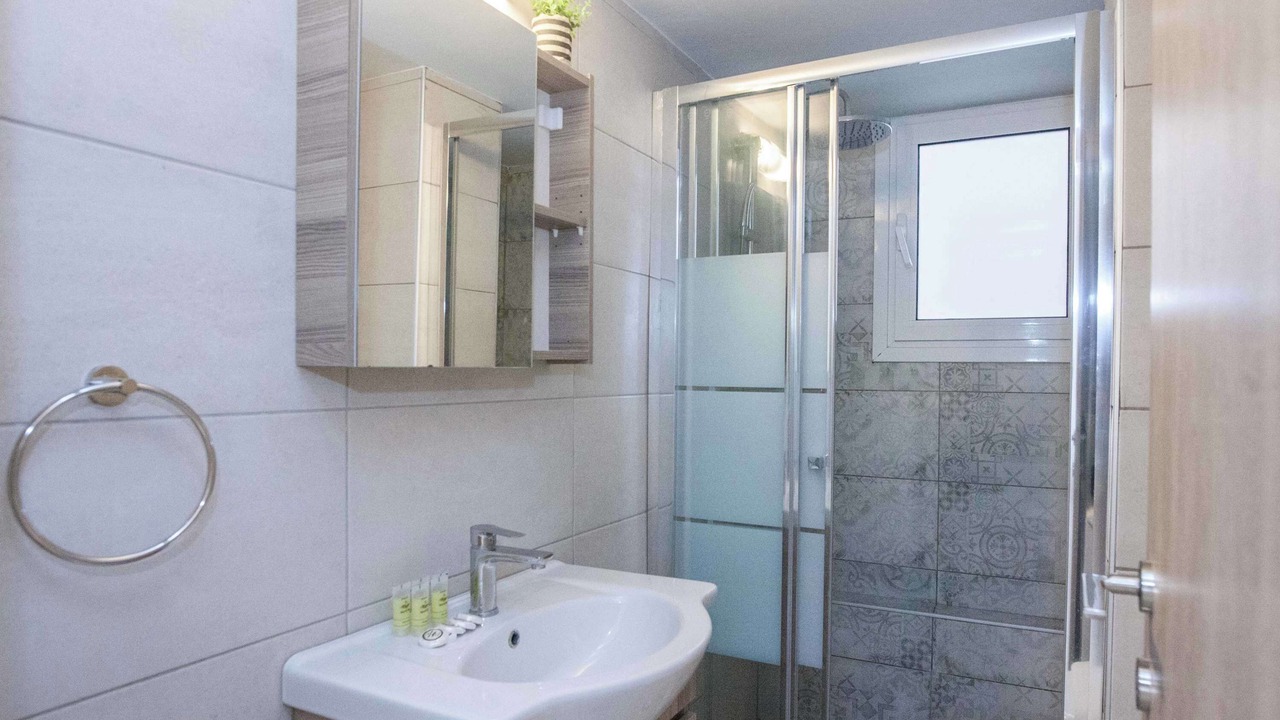 Photo of Bathroom in Mets