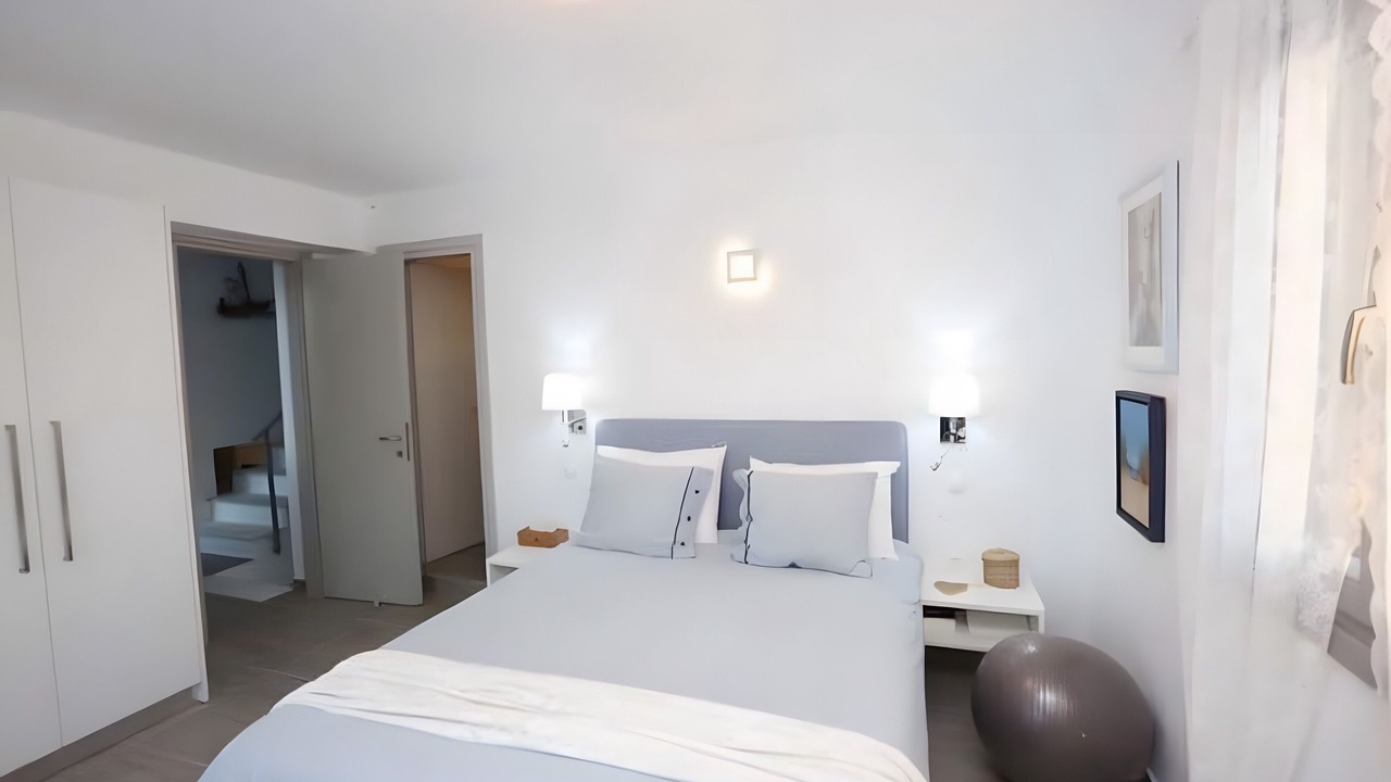 Photo of Bedroom in Azolimnos