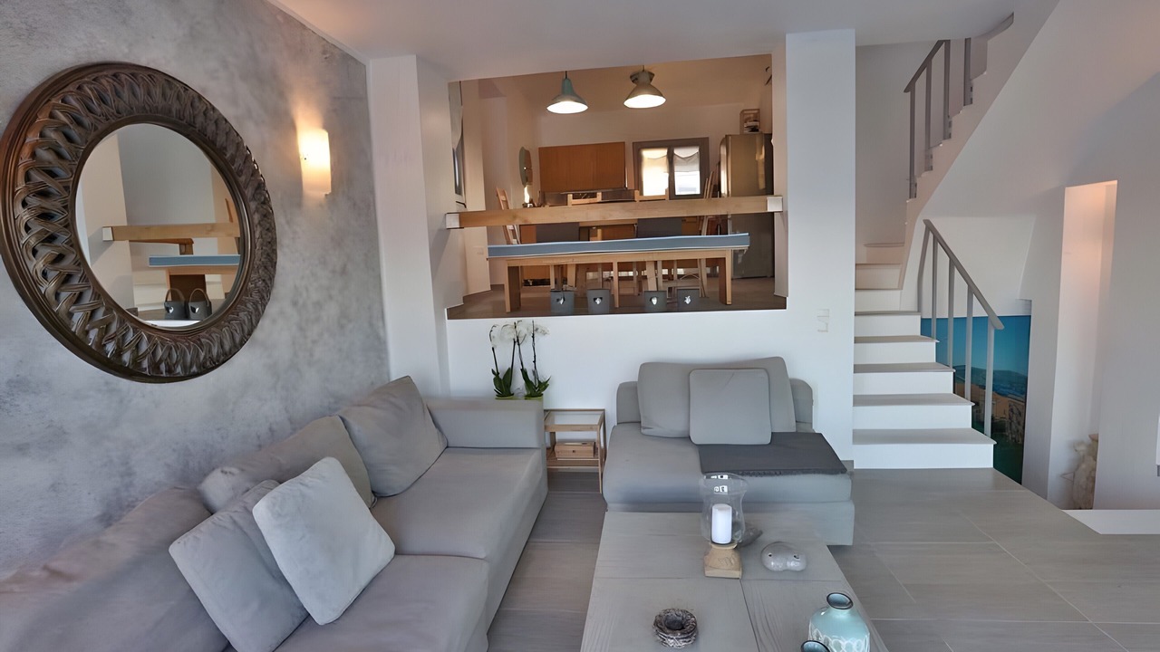 Photo of Livingroom in Azolimnos