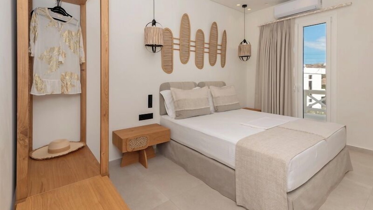 Photo of Bedroom in Adamas