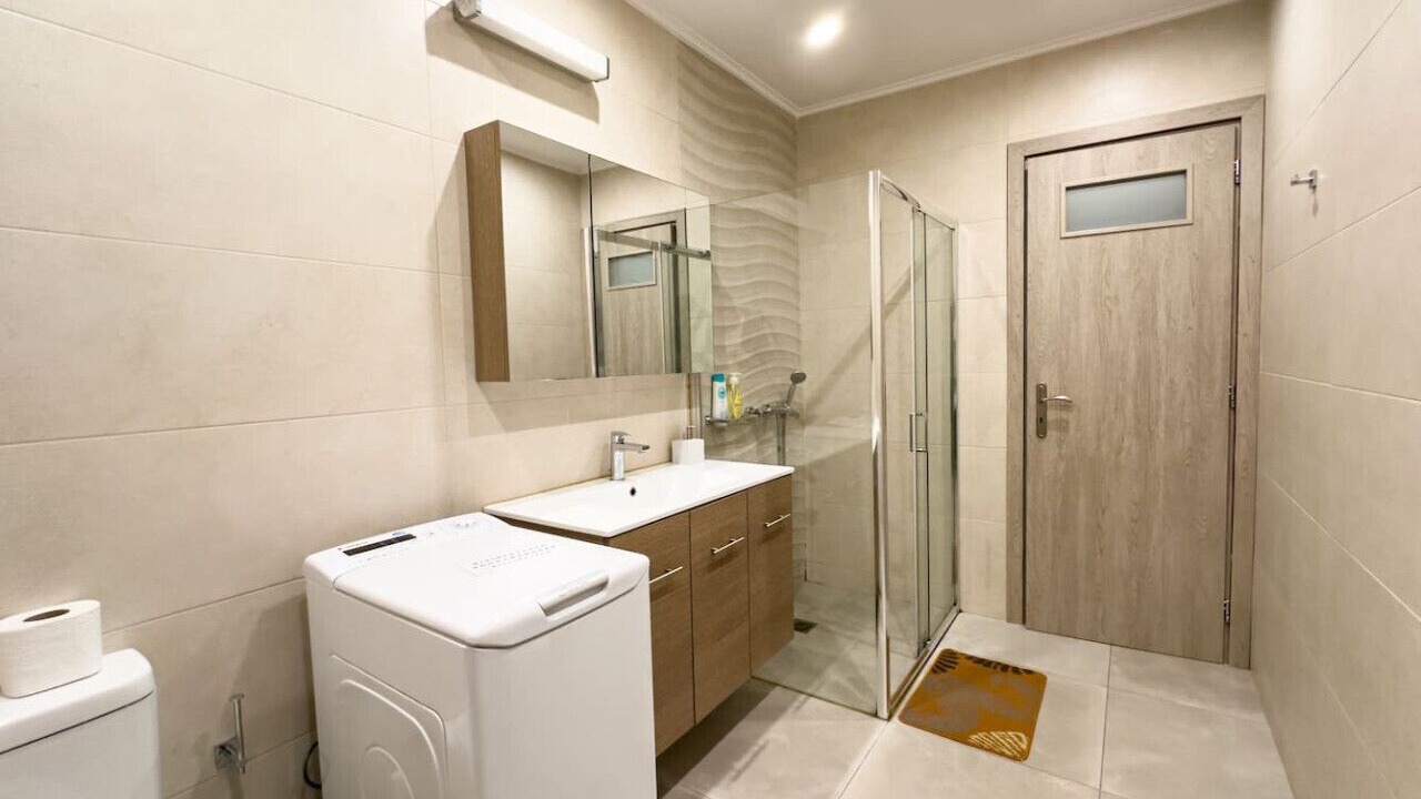 Photo of Bathroom in Plaka
