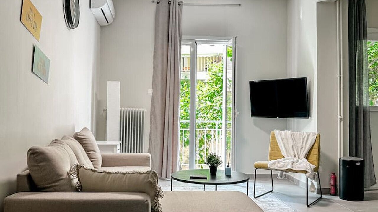 Photo of Livingroom in Neos Kosmos