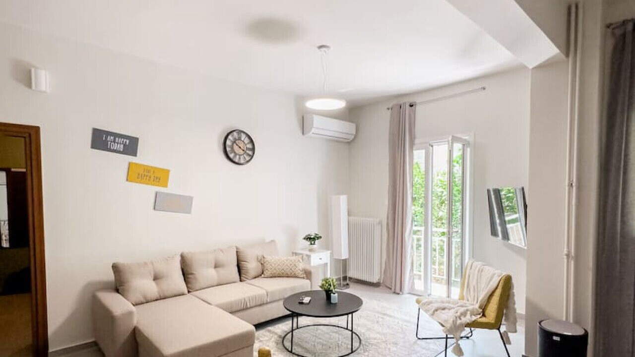 Photo of Livingroom in Neos Kosmos