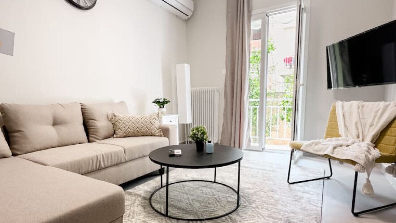 Photo of Livingroom in Neos Kosmos