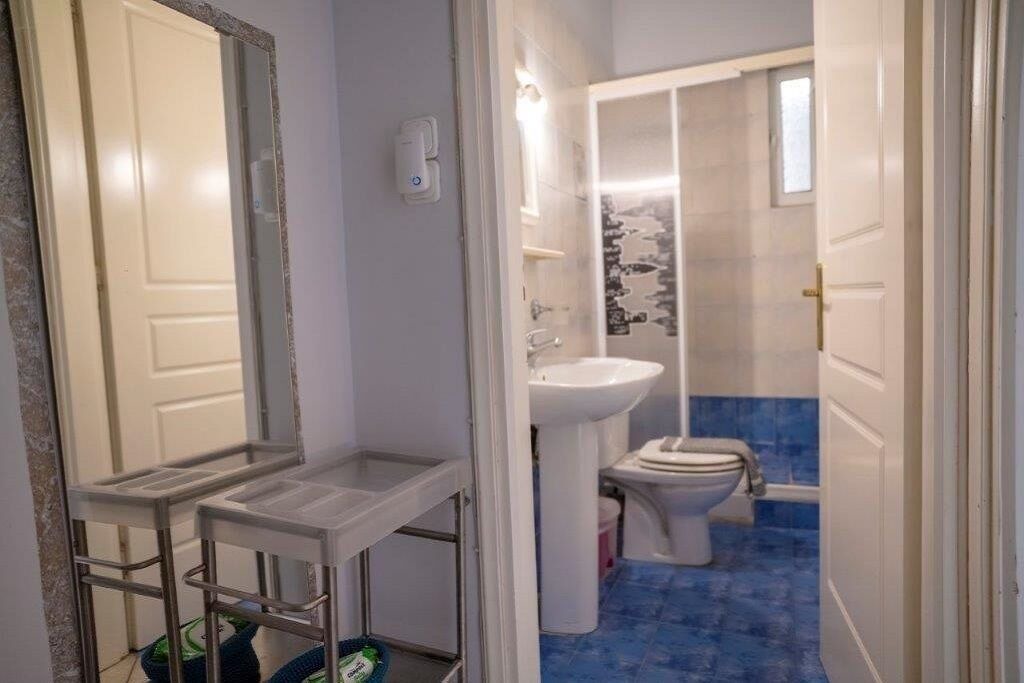 Photo of Bathroom in Kinosargous