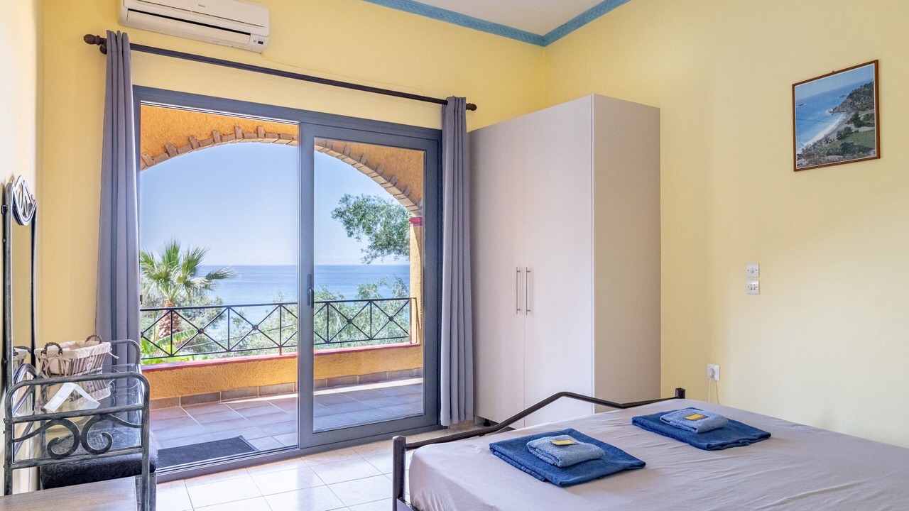 Photo of Bedroom in Parelia
