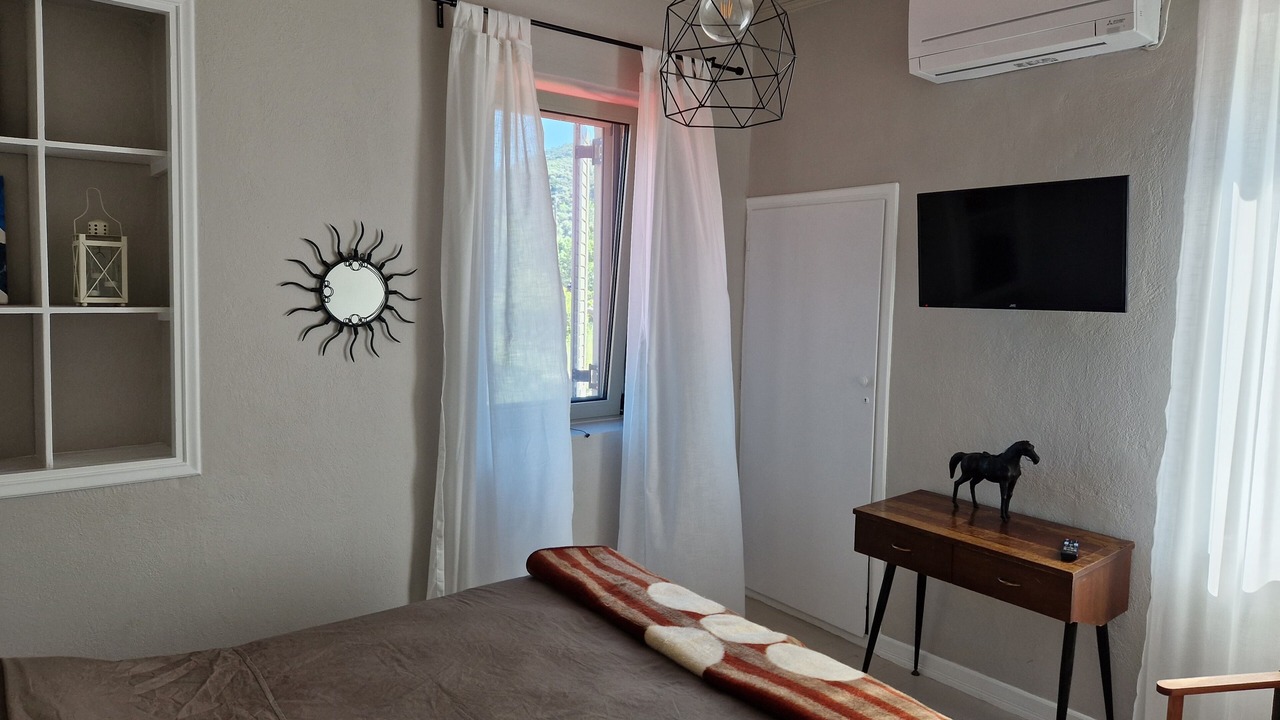 Photo of Bedroom in Oichalia