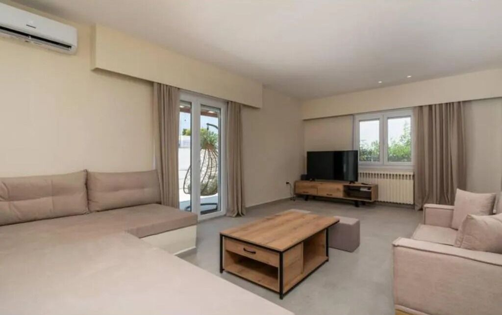 Photo of Livingroom in Adamas