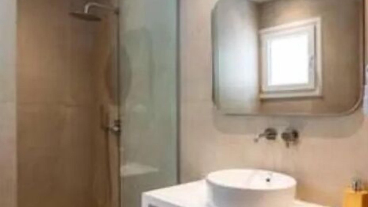 Photo of Bathroom in Adamas