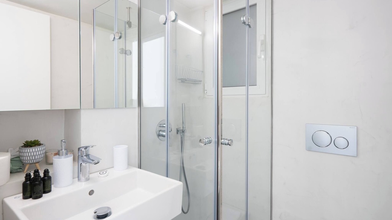 Photo of Bathroom in Kerameikos