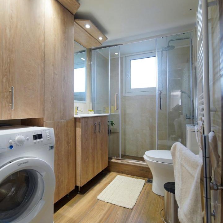 Photo of Bathroom in Keratsini-Drapetsona