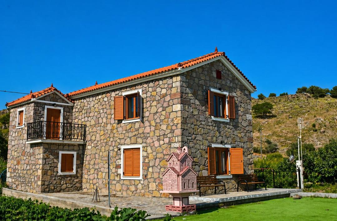 Photo of Others in Anaxos