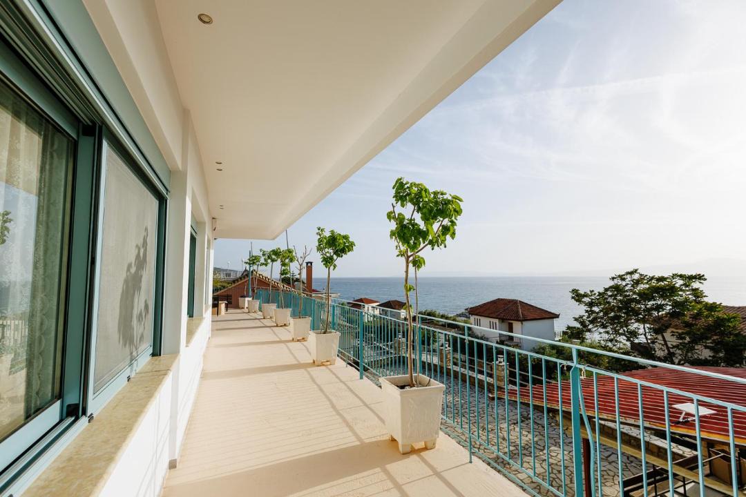 Photo of Patio Balcony in Akrogialion
