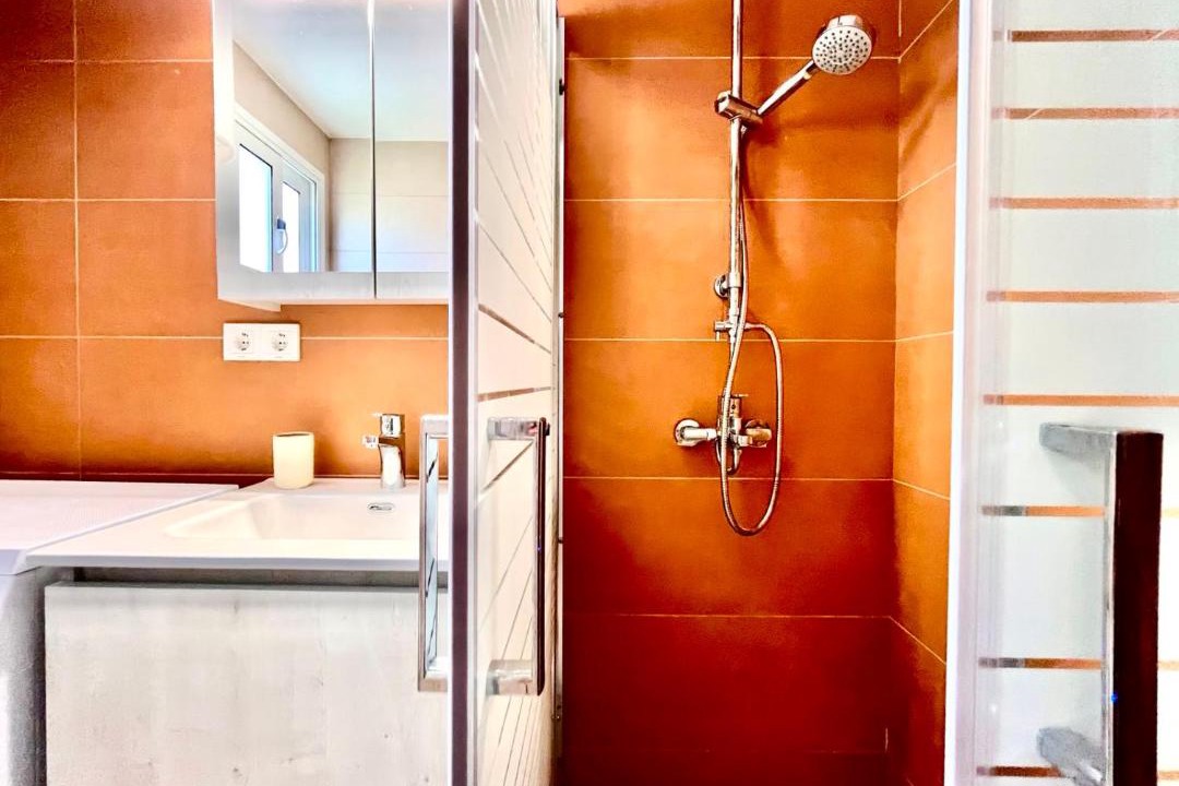 Photo of Bathroom in Loutra Oraias Elenis