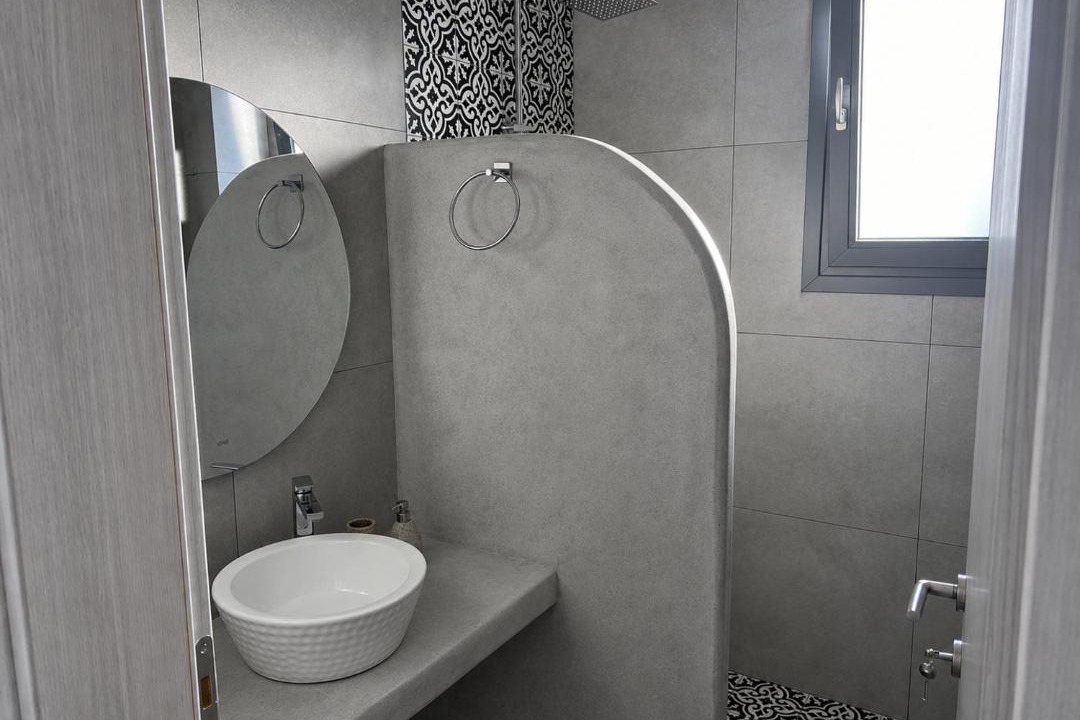 Photo of Bathroom in Adamas