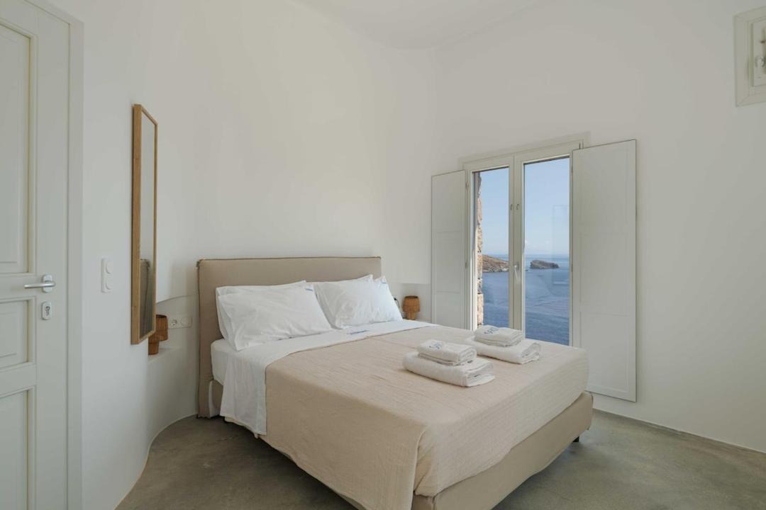 Photo of Others in Serifos