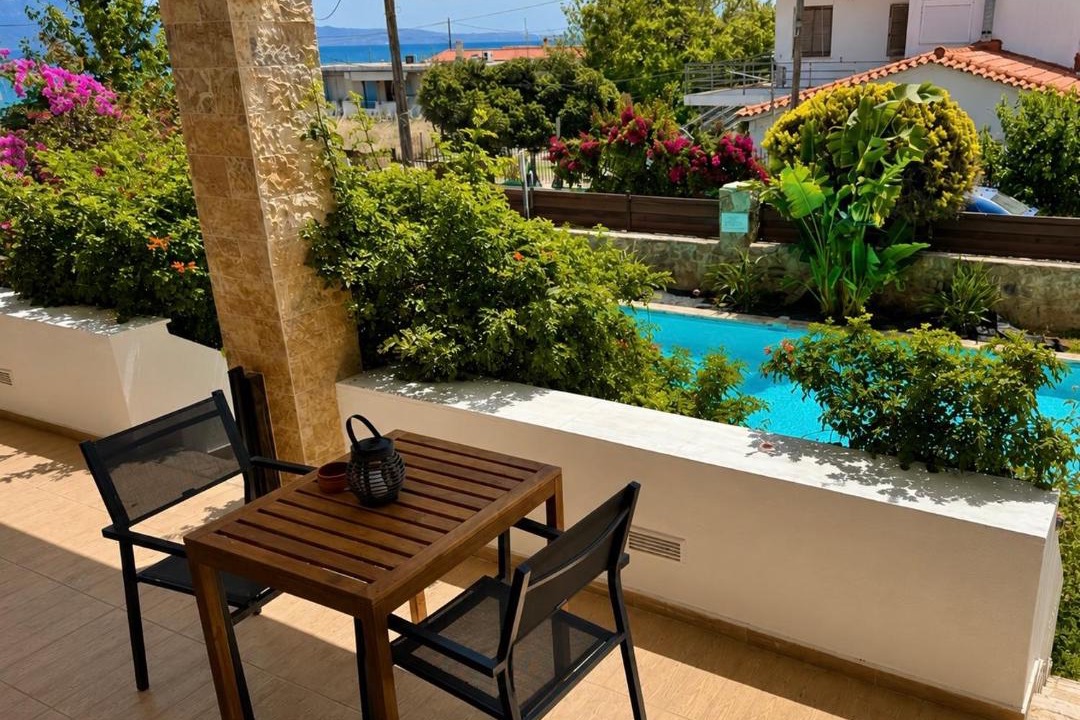 Photo of Patio Balcony in Velon