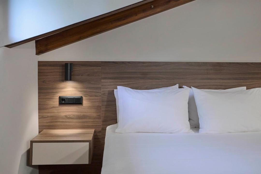 Photo of Bedroom in Livanatai
