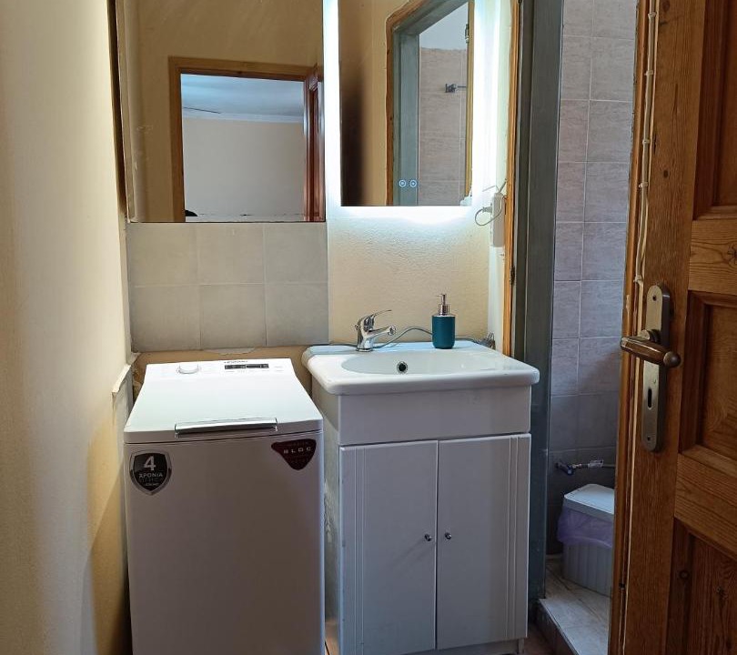 Photo of Bathroom in Mytilene