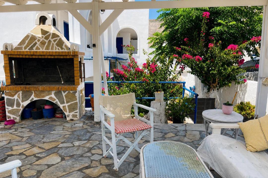 Photo of Others in Perissa