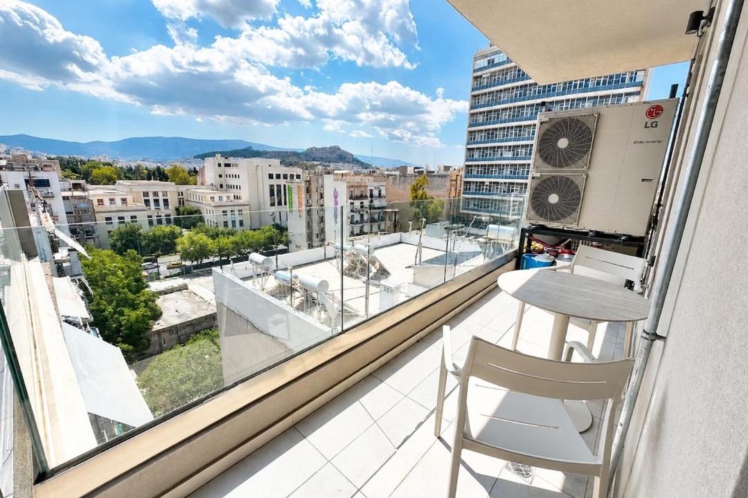Photo of Patio Balcony in Platia Viktorias