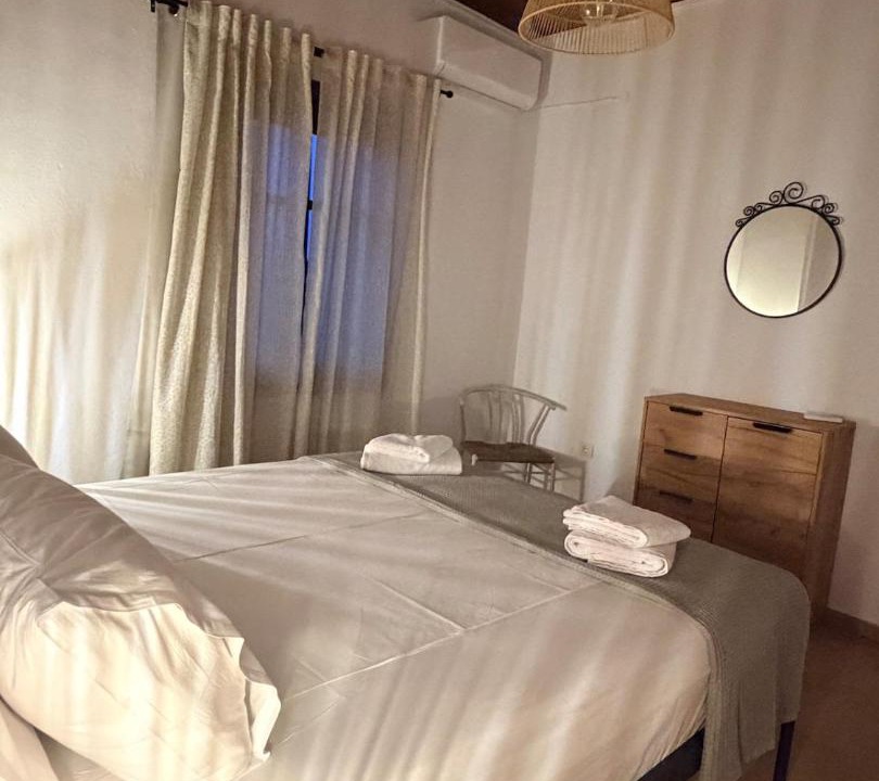 Photo of Bedroom in Pella Region