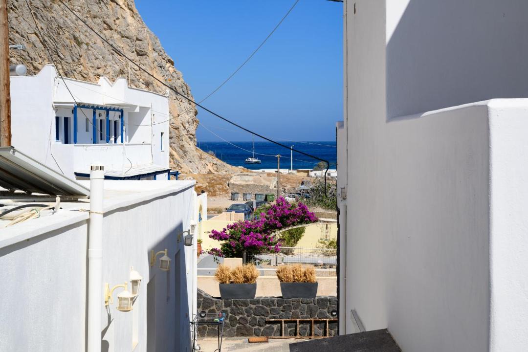 Photo of Others in Perissa
