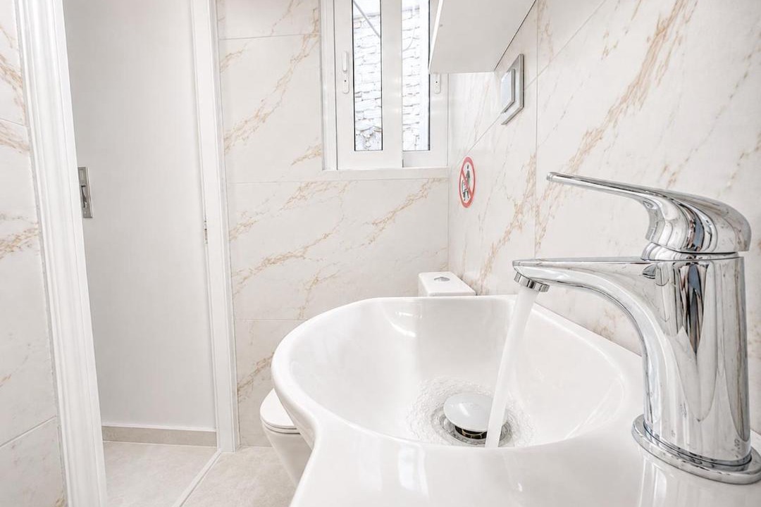 Photo of Bathroom in Nikaia-Agios Ioannis Rentis