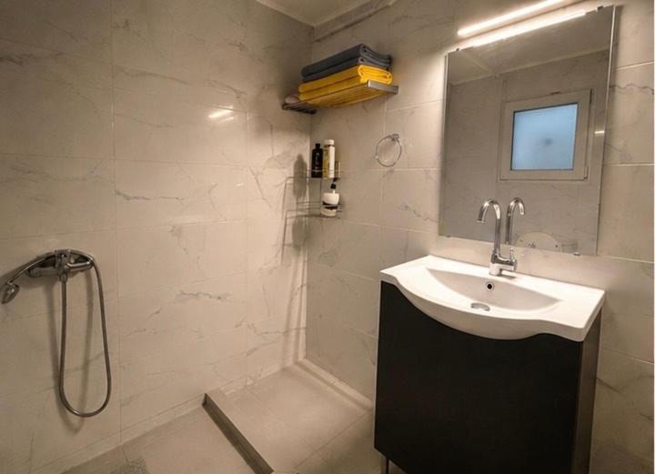 Photo of Bathroom in Dafni