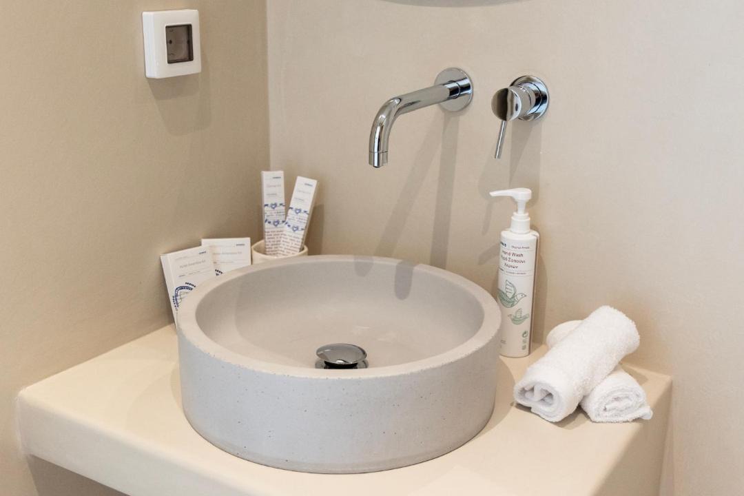 Photo of Bathroom in Adamas
