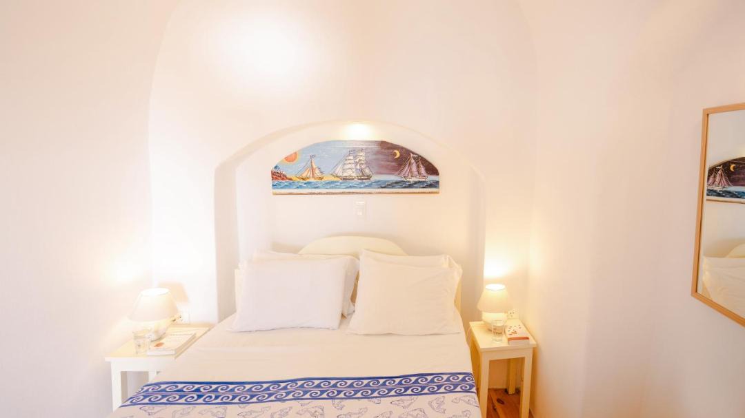 Photo of Others in Oia