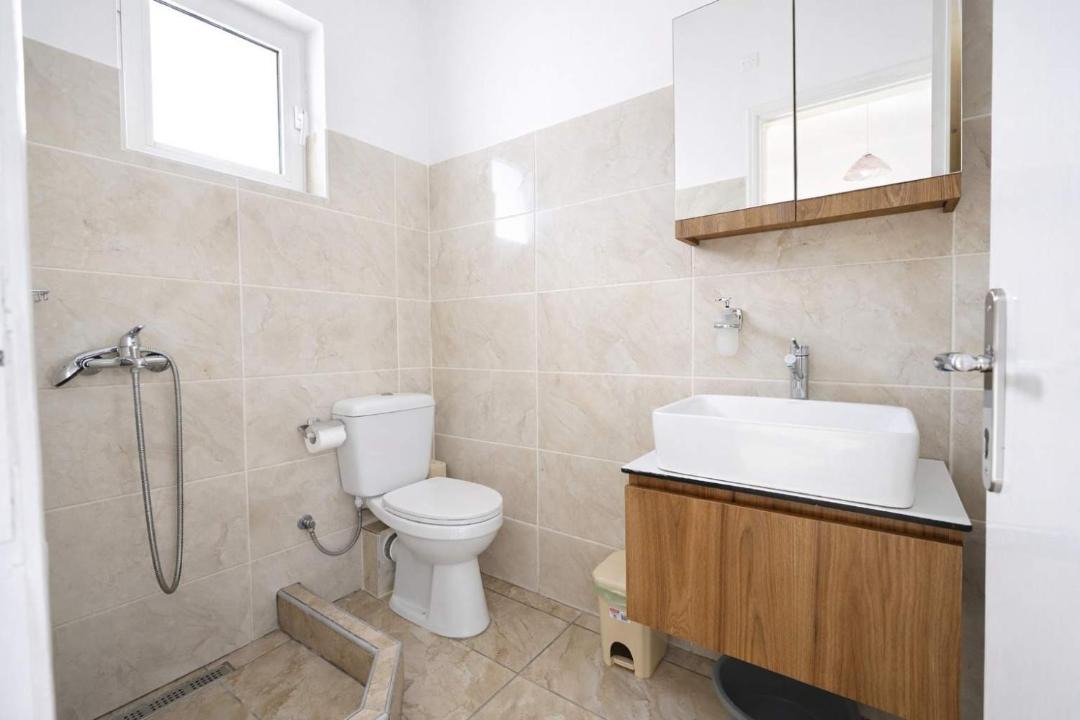 Photo of Bathroom in Patitiri