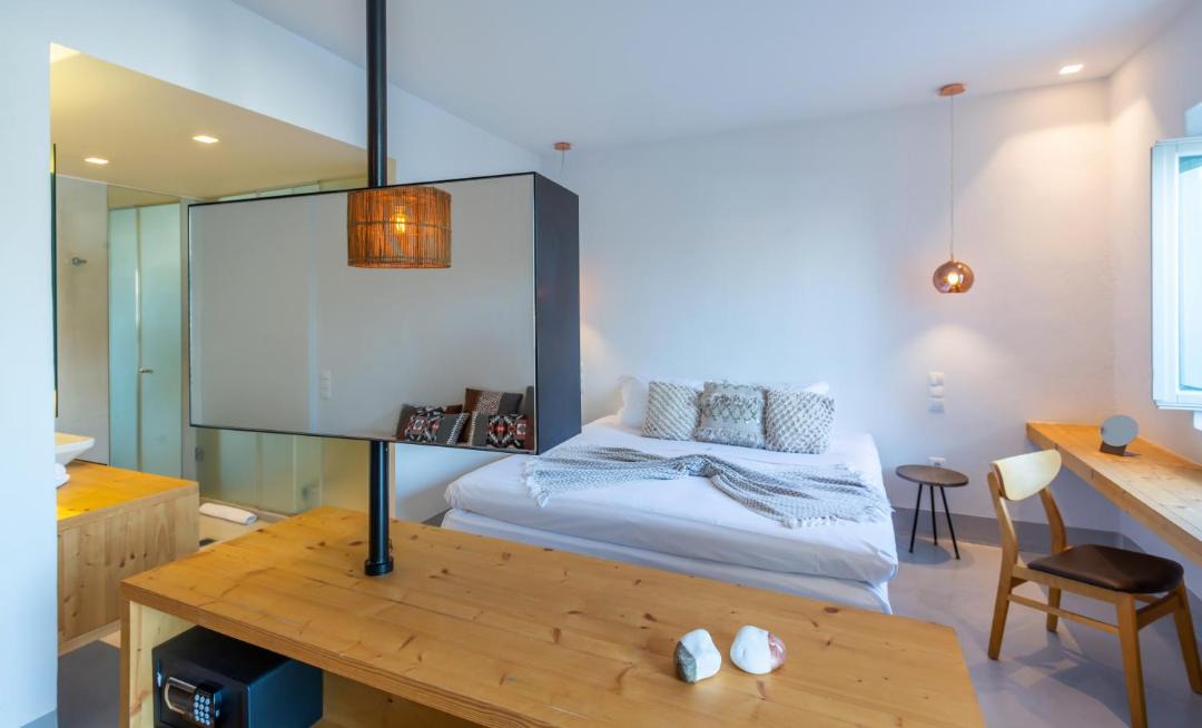 Photo of Bedroom in Ornos