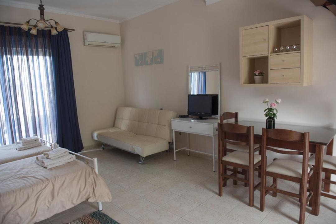 Photo of Others in Paralia Kallonis