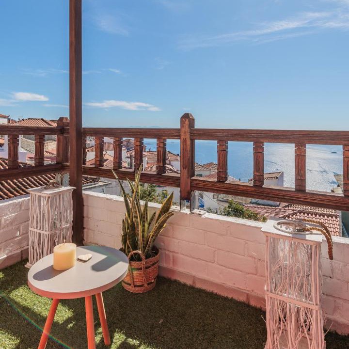 Photo of Patio Balcony in Glossa