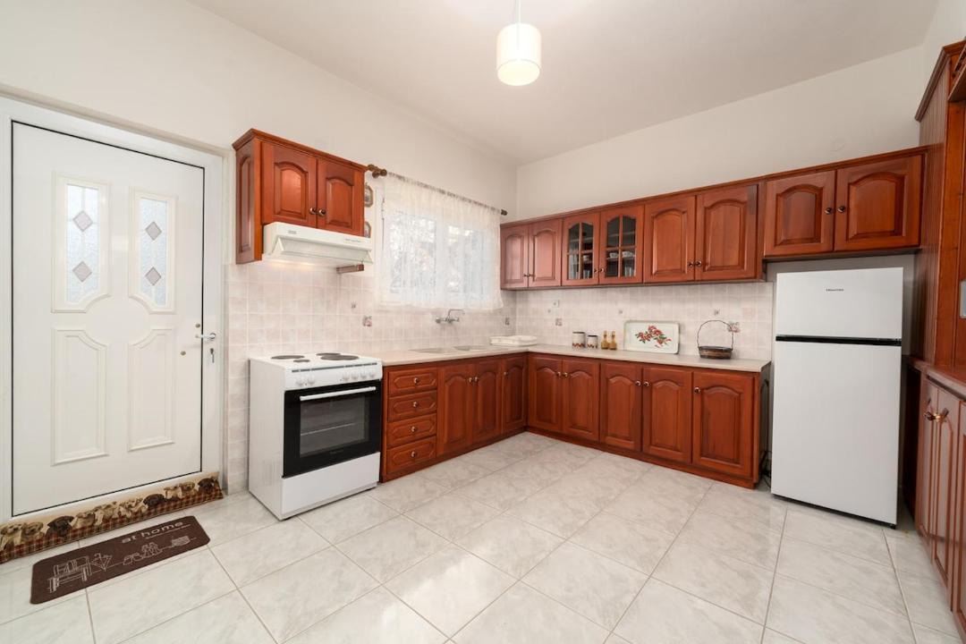 Photo of Kitchen in Selianitika