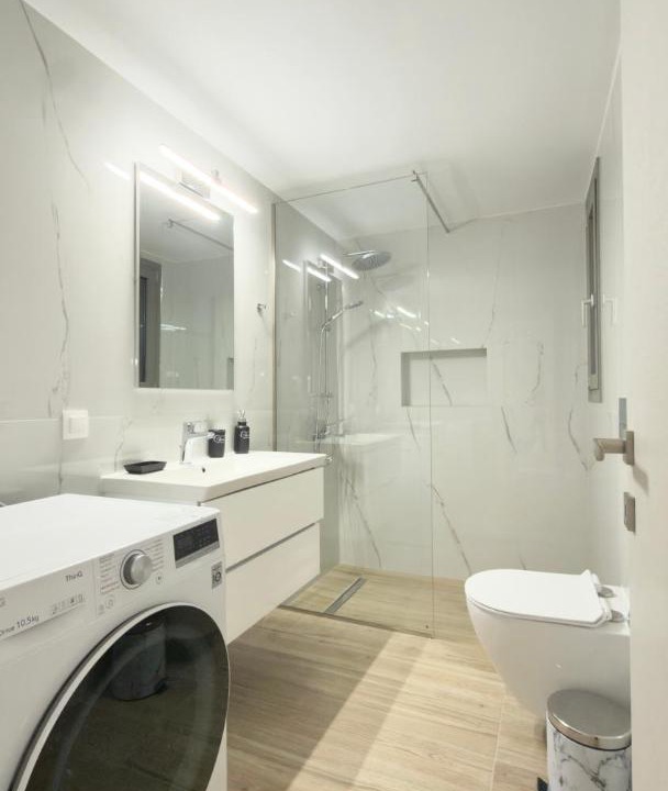 Photo of Bathroom in Kalamata Marina